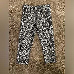 Under Armour Camo Capri Tights